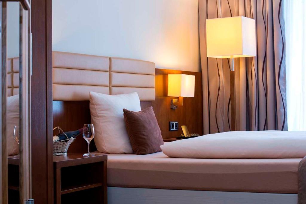 Hotel Simon'S Plaza Grevenmacher Bilik gambar